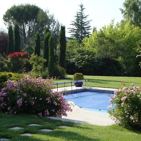 Villa La Gueritaulde La Tour-dʼAigues Exterior foto